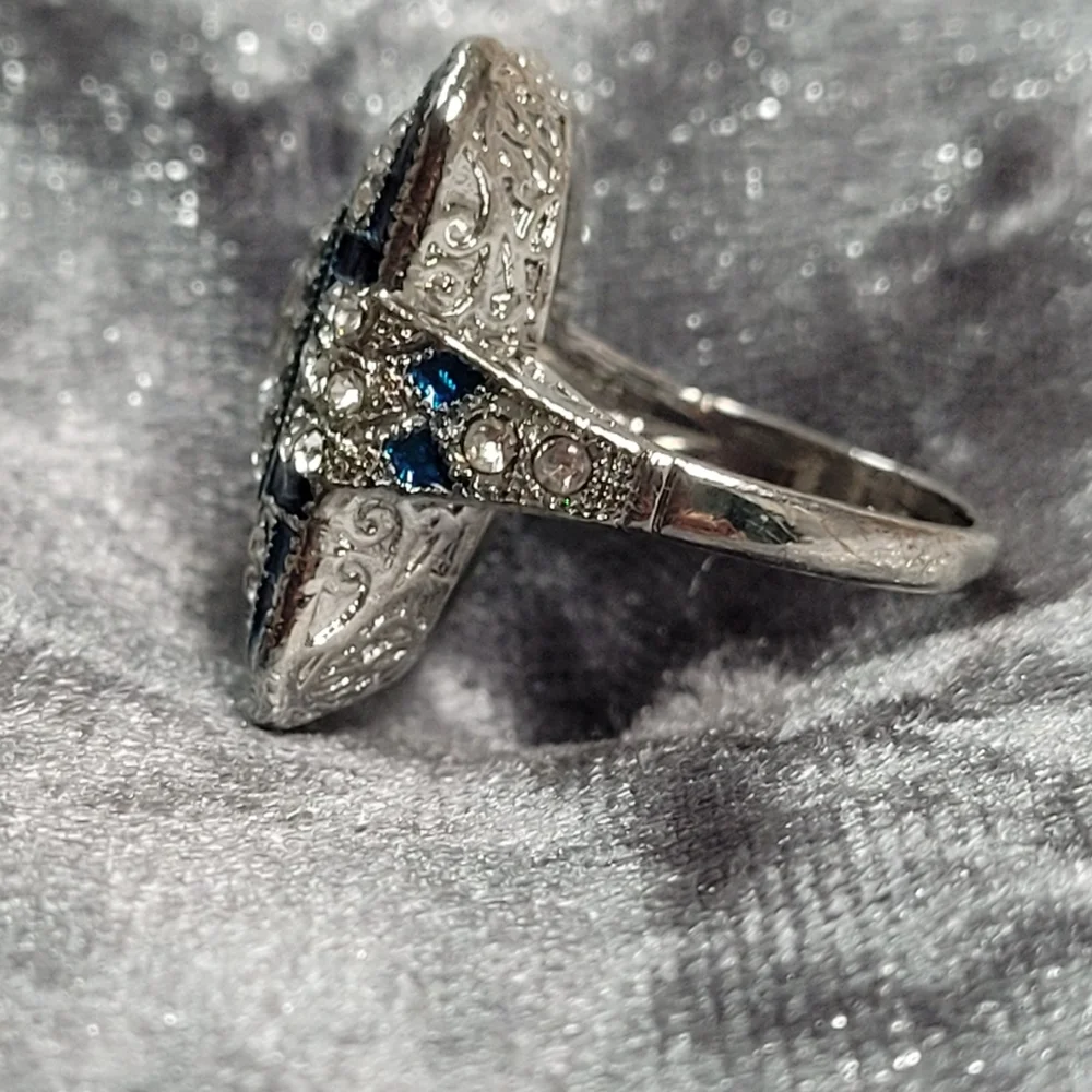 Luxury Big Square Art Deco Zircon Ring - Picture 3 of 5
